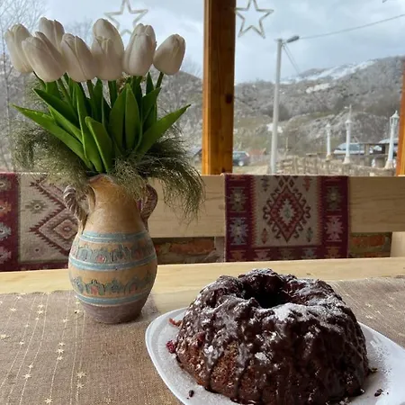 Апартаменты Konak Umoljani Umoljani