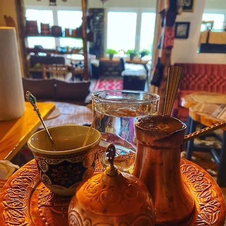 Konak Umoljani *