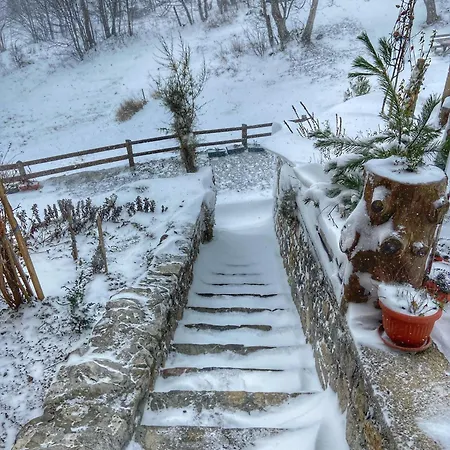 Konak Umoljani Umoljani