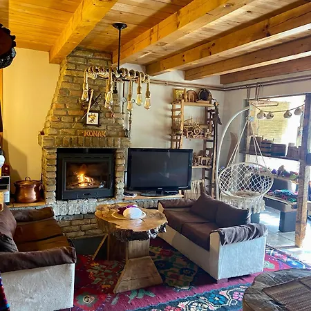 Konak Umoljani * Umoljani