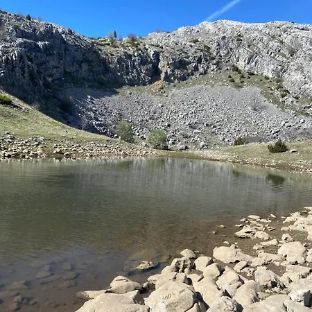 Konak Umoljani Appartamento Umoljani