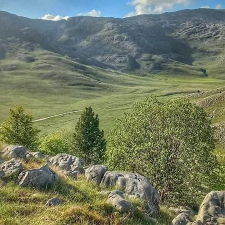 Konak Umoljani Appartamento Umoljani