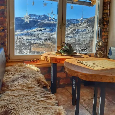 Konak Umoljani * Umoljani